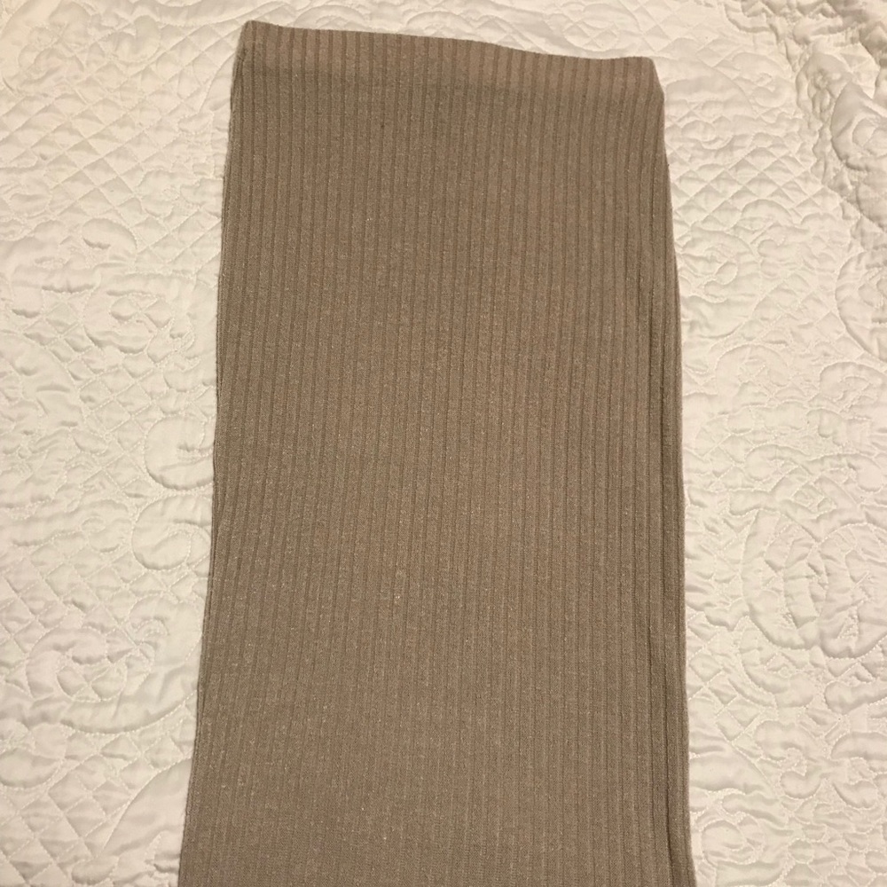 Midi cream ribbed skirt